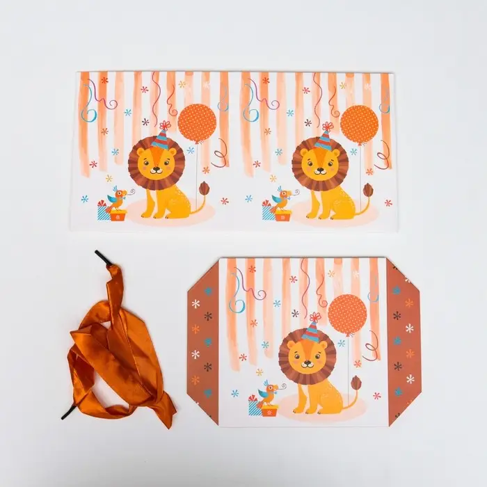 Коробка подарочная самосборная &laquo;Детская&raquo; Лев 15&times;15&times;15 см