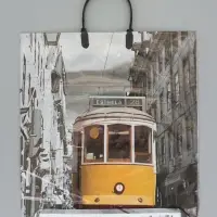 Пакет "Лиссабон", полиэтиленовый с пластиковой ручкой, 38 х 45 + 3 см, 90 мкм