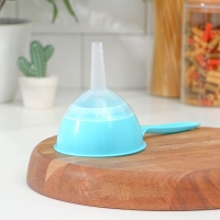 Воронка-сито пластиковая &laquo;Комбо&raquo;, 22&times;10&times;11,5 см, цвет МИКС