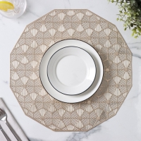 Салфетки сервировочные на стол Доляна &laquo;Гипноз&raquo;, 4 шт, d=38 см, цвет золотой