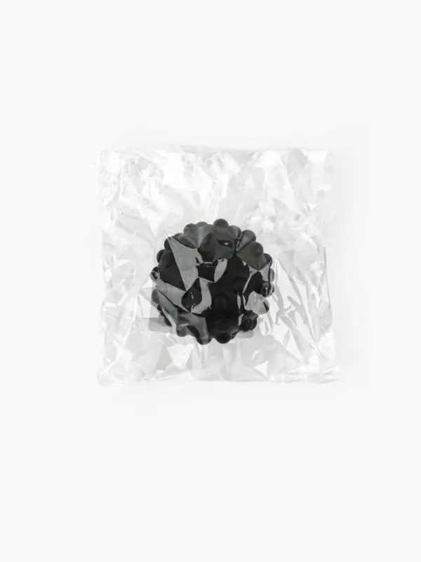 Игрушка пищащая "Мячик" для собак, 6,5 см, черная