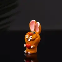 Фигура "Зайчик с сердцем" 3.5х1.8х1.7 см