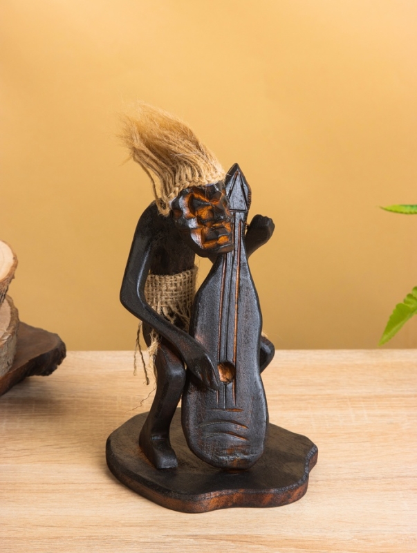 Сувенир "Абориген с контрабасом" дерево, 12х11х18 см