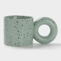Кружка &laquo;Бублик&raquo;, 300 мл, 16&times;8.8&times;8 см, серо-зеленый в крапинку