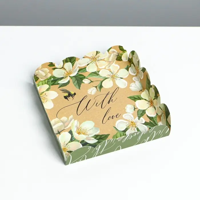 Коробка для печенья, кондитерская упаковка с пластиковой крышкой, &laquo;Пчёлка&raquo;, 13 х 13 х 3 см