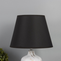 Лампа настольная "Строгие линии" 1х40Вт Е27 черный/белый 25х25х40см