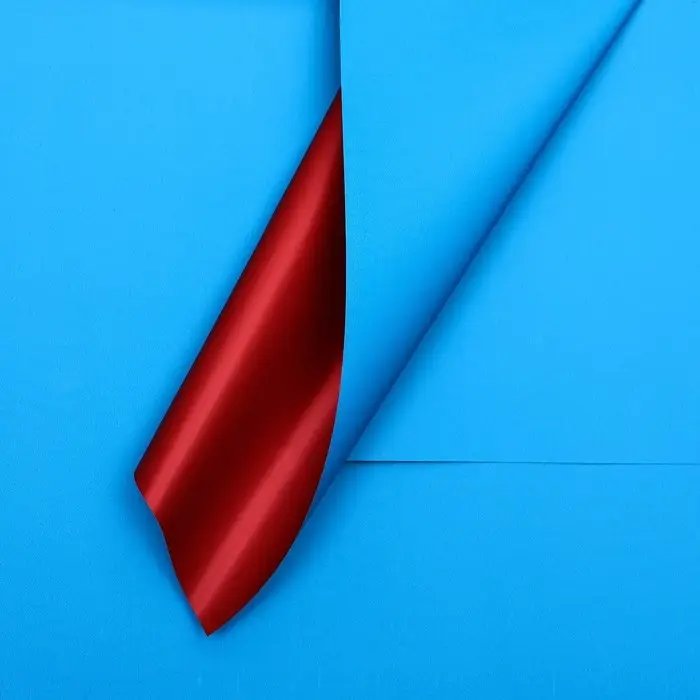 Пленка для цветов матовая, синий - красный, 56&times;57 см