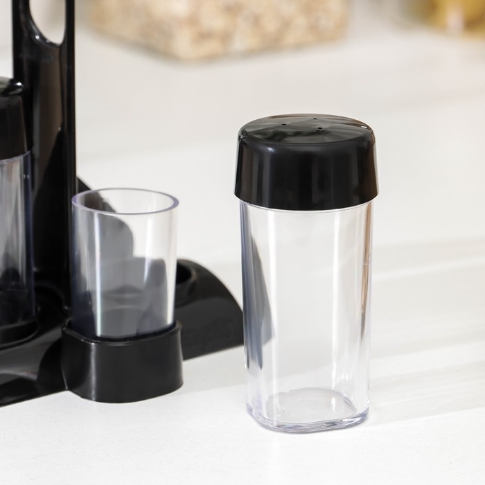 Набор для специй пластиковый &laquo;Рондо. Презент&raquo;, 3 шт, на подставке с салфетницей, цвет чёрный