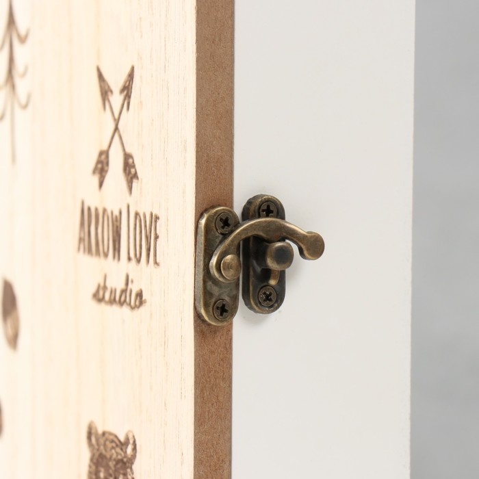 Ключница дерево 5 крючков "Лесные звери" 6х20х25,8 см