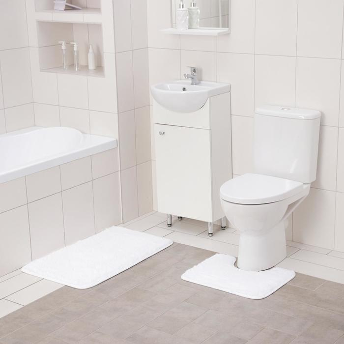 Коврики для ванной и туалета Доляна &laquo;Пушистик&raquo;, 2 шт: 40&times;50 см, 50&times;80 см, цвет белый