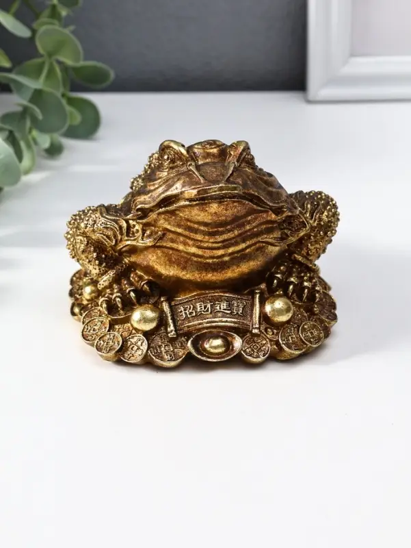 Нэцкэ полистоун "Денежная жаба с золотой монетой" 12х10,5х7,7 см
