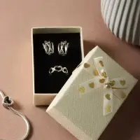 Коробочка подарочная под набор &laquo;Влюбленность&raquo;, 5&times;8 (размер полезной части 4.7&times;7.7 см), бежевая, вставка чёрная