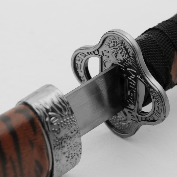 Сувенирное оружие "Катаны Тайго" 3в1, набор на подставке, 47см/79см/105см, ножны под тигра