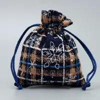 Мешочек подарочный холща &laquo;Снежный лес&raquo;, снежинки, 10 х 12 см +/- 1.5 см