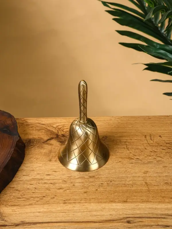 Колокольчик &laquo;Еловая шишика&raquo;, латунь, 14 см