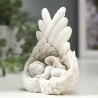 Сувенир полистоун "Белоснежный ангел малыш спящий в крыльях" 8,5х7х4 см