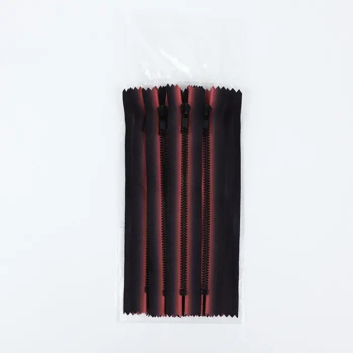 Молния &laquo;Трактор&raquo;, №5, неразъёмная, замок автомат, 18 см, красная, чёрная