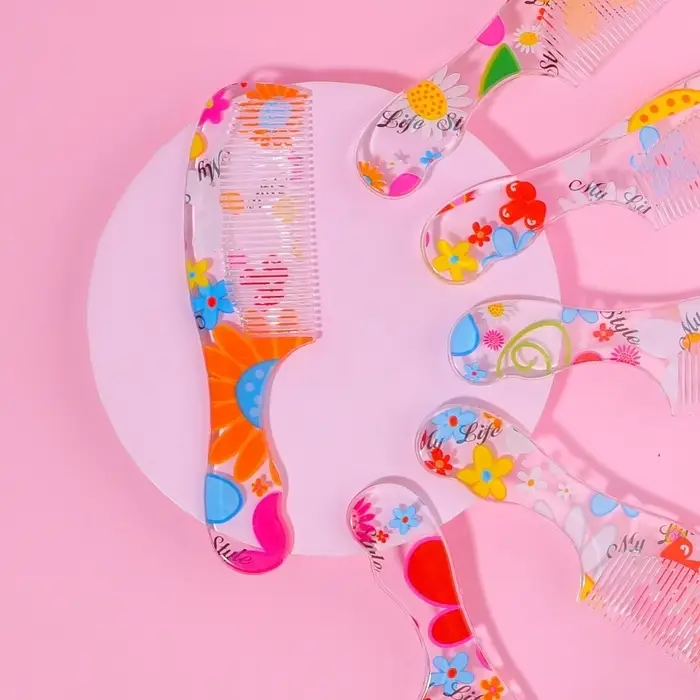 Расчёска, 19.2(&plusmn;1) &times; 4.5 см, рисунок МИКС