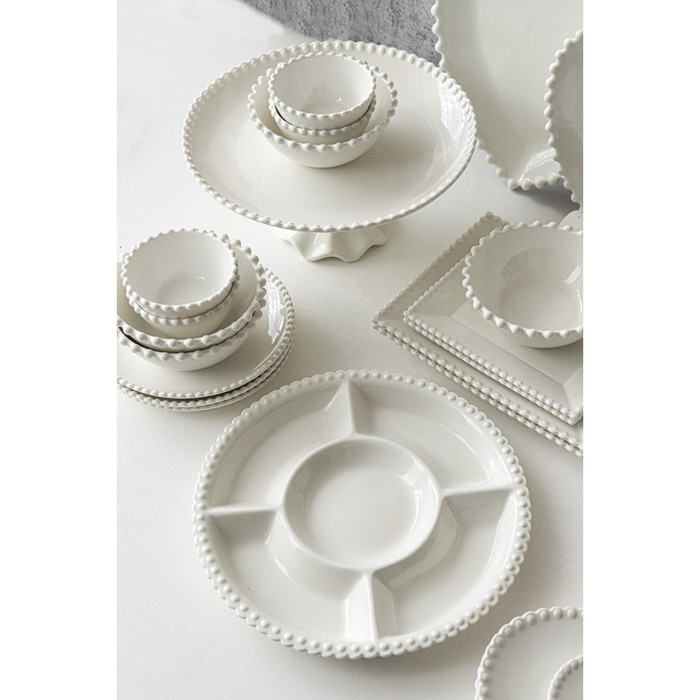 Менажница фарфоровая 5 ячеек Magistro &laquo;Лакомка&raquo;, d=30 см, цвет белый