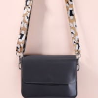 Ручка для сумки стропа с караб-ми 140&plusmn;1*3,8см орнамент леопард бежевый/серебряный АУ