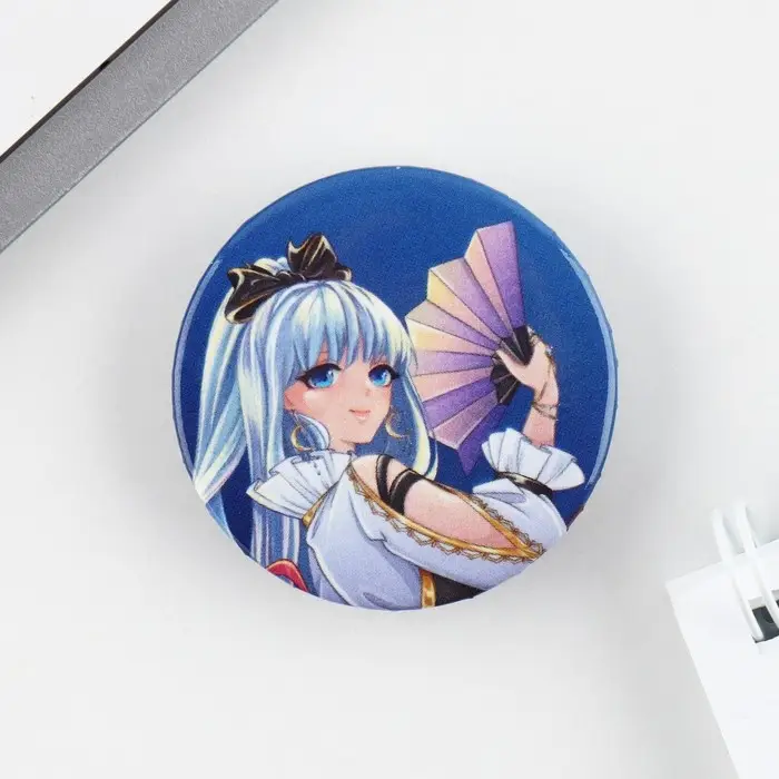 Значок закатной аниме &laquo;Девушка с веером&raquo;, d = 3,8 см