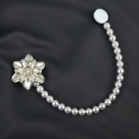 Подхват для штор &laquo;Георгин&raquo;, d = 6 см, цвет белый/бежевый