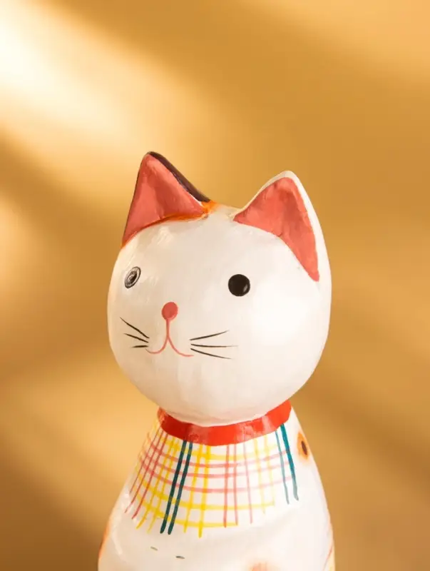 Сувенир дерево "Котенок в рубашке сидячий" 6х6х15 см