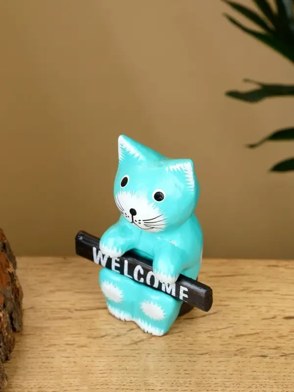 Сувенир "Кот с табличкой WELCOME" дерево 8х4х10 см, цв. бирюзовый