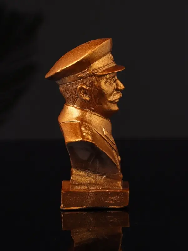Бюст И.В. Сталин, 10х7х5см, бронза