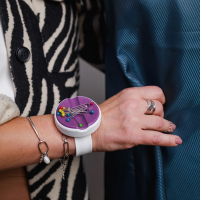 Игольница магнитная на руку, 25 &times; 5,7 см, цвет МИКС