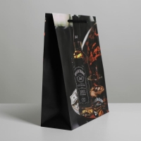 Пакет подарочный ламинированный, упаковка, &laquo;Крутой мужик&raquo;, ML 21 х 25 х 8 см