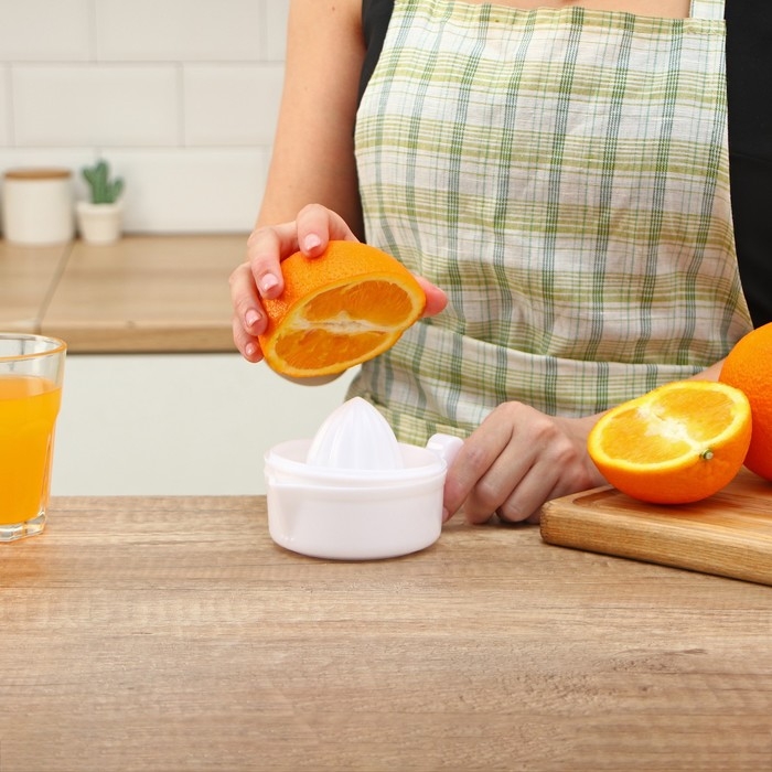 Соковыжималка Доляна, 11,5&times;8,5&times;9 см, цвет белый