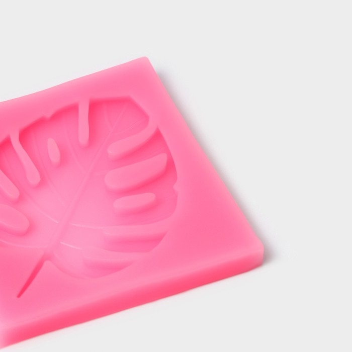 Молд Доляна &laquo;Лист. Тропики&raquo;, силикон, 6,5&times;6,5 см, цвет розовый
