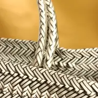 Сумка плетёная пластиковая 30х15х35 см, цв. чёрный-белый