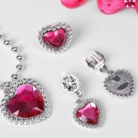 Комплект детский &laquo;Выбражулька&raquo; 5 предметов: 2 резинки, клипсы, кулон, кольцо, цвет малиновый