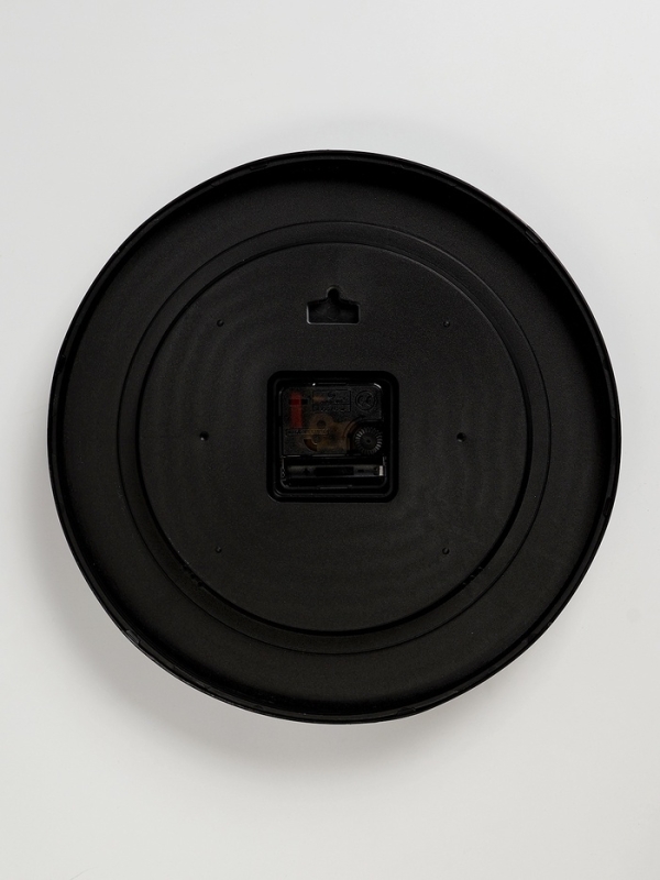 Часы настенные интерьерные &laquo;Классика&raquo;, плавный ход, светящиеся, d-30 см