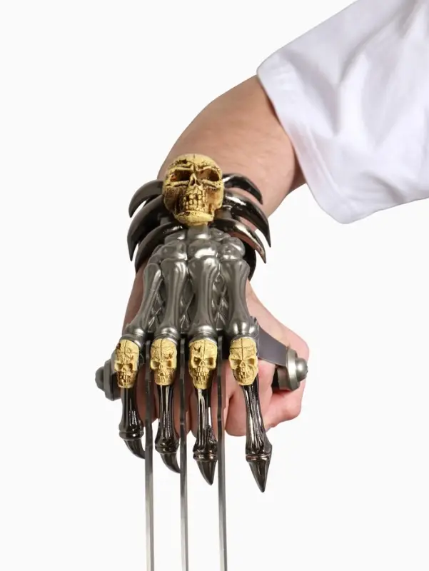 Сувенирное оружие "Когти. Череп" 42,5х13х10 см