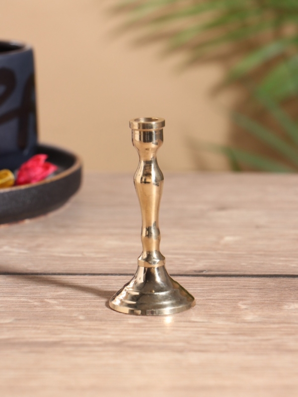 Подсвечник, латунь, 3.5&times;3.5&times;7.5 см