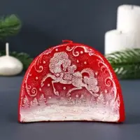 Свеча фигурная "Барельеф с лошадкой" 10,5х4,5х8 см, цв. красный