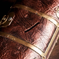 Копилка для денег &laquo;Сундук&raquo;, гипс, 24 см