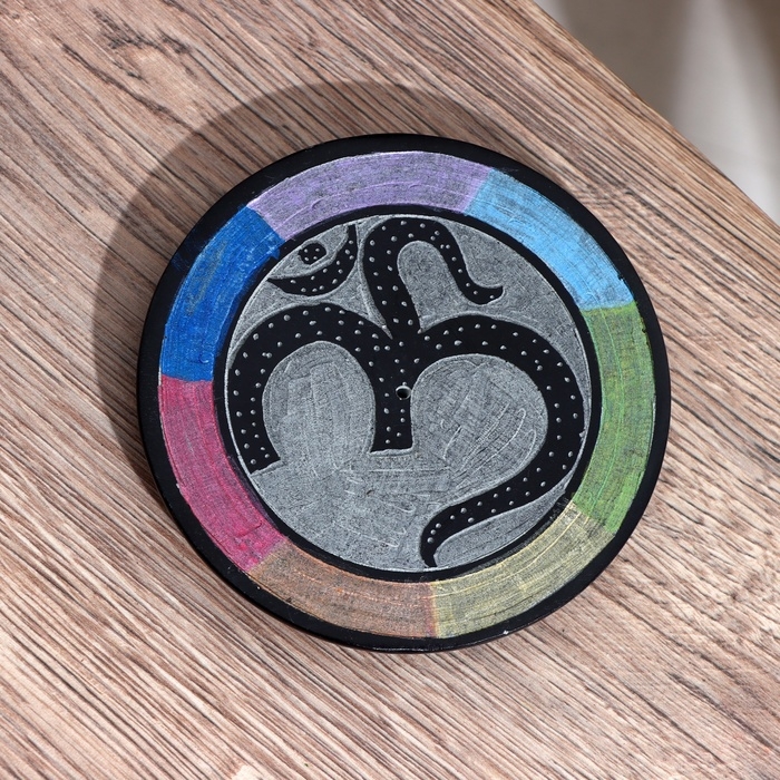 Подставка под благовония Подставка под благовония "Ом" камень 10 см