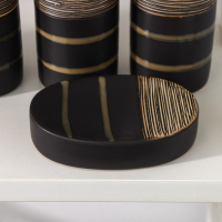 Набор аксессуаров для ванной комнаты Доляна &laquo;Классика&raquo;, 4 предмета (дозатор 300 мл, мыльница, 2 стакана), цвет чёрный