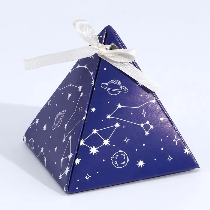 Коробка бонбоньерка, упаковка подарочная, &laquo;Космос&raquo;, 7 х 7 х 7,5 см