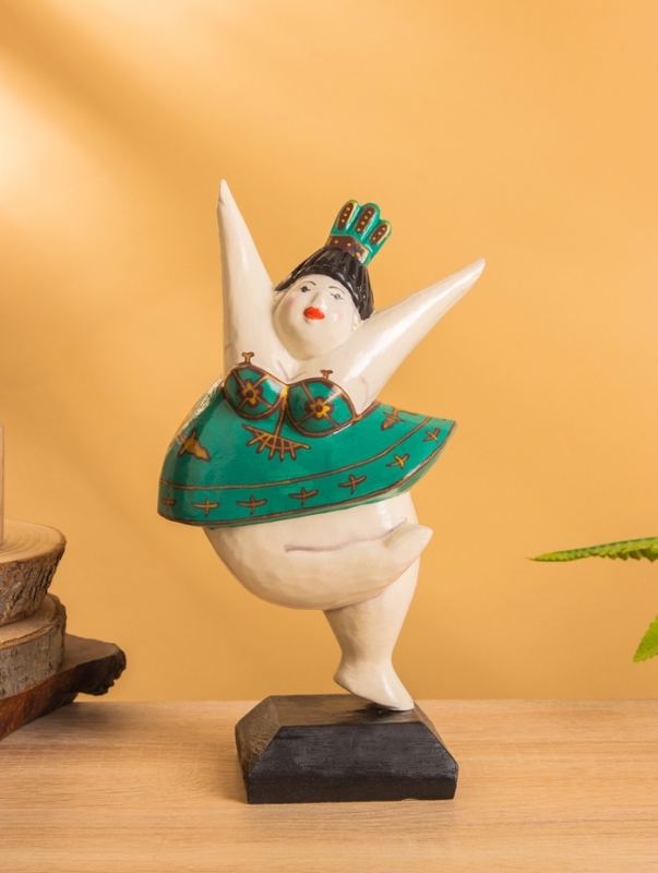 Фигурка на подставке "Балерина" дерево, цв. зелёный, 14х8х25 см