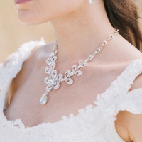 Набор 2 предмета: серьги, колье &laquo;Шальная императрица&raquo; цветок, цвет белый в серебре, 45 см