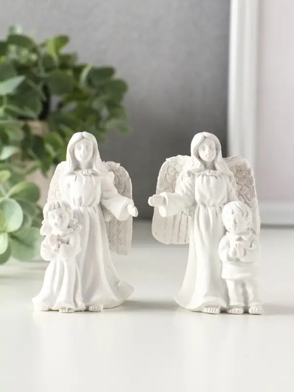 Сувенир полистоун "Девушка-ангел с ребёнком" белый МИКС 5,2х4,2х8,3 см