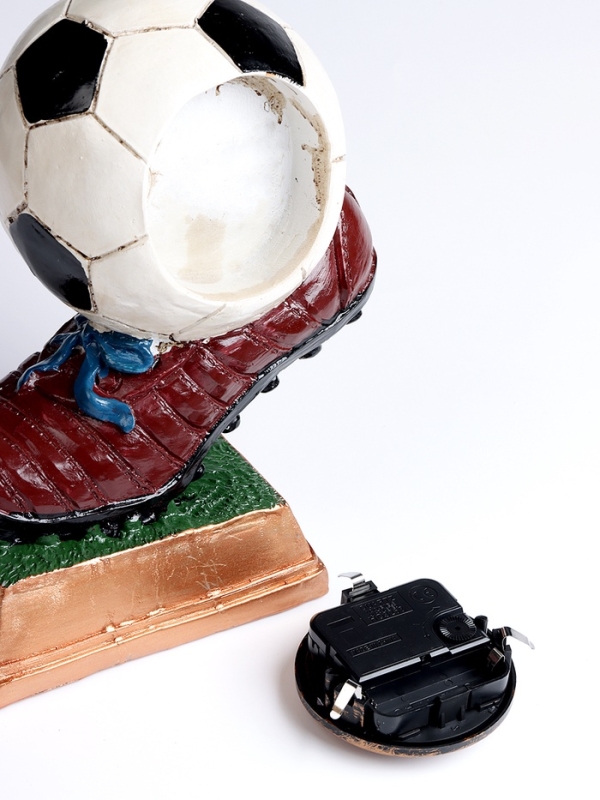 Часы настольные интерьерные, &laquo;Футбол&raquo;, на батарейках, 14.3&times;11.3&times;21.2 см, d-8 см