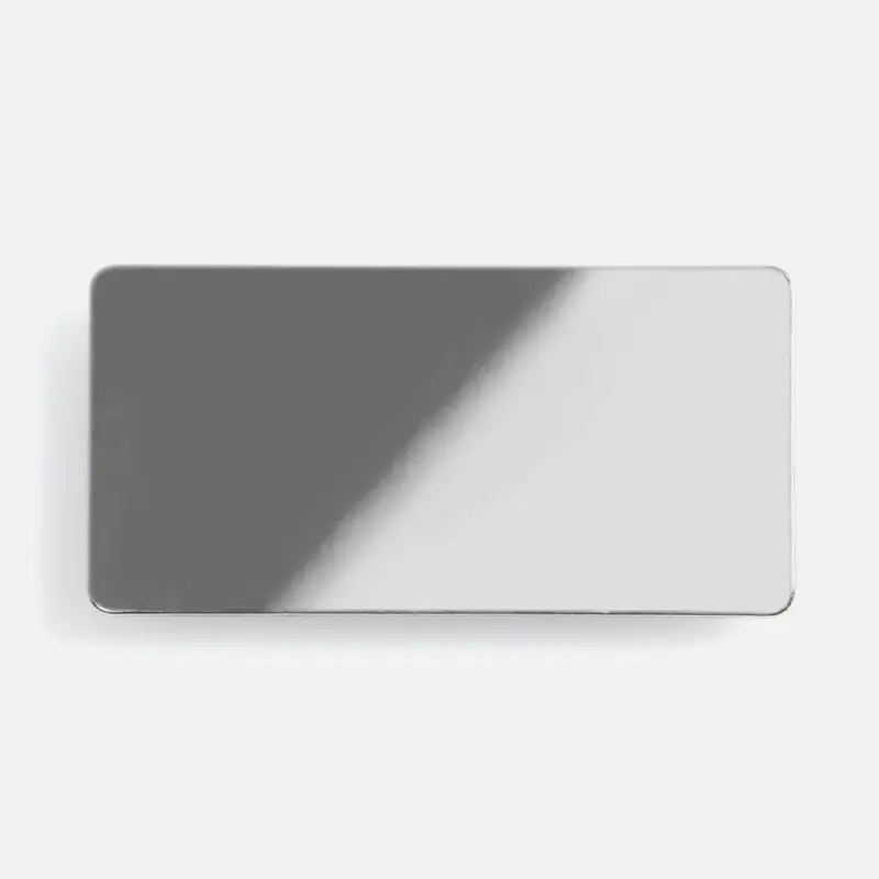 Значок Magnet Matto, серебристый глянцевый