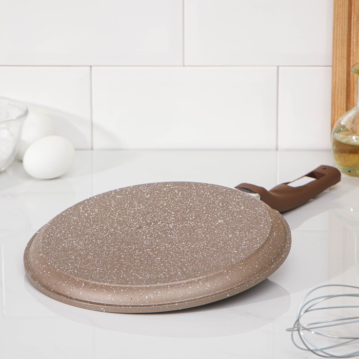 Сковорода блинная &laquo;Гранит Brown&raquo;, d=24 см, пластиковая ручка, антипригарное покрытие, цвет коричневый