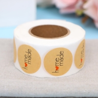 Наклейки крафт  в рулоне "Handmade",500 шт,2,5 х 2,5 см